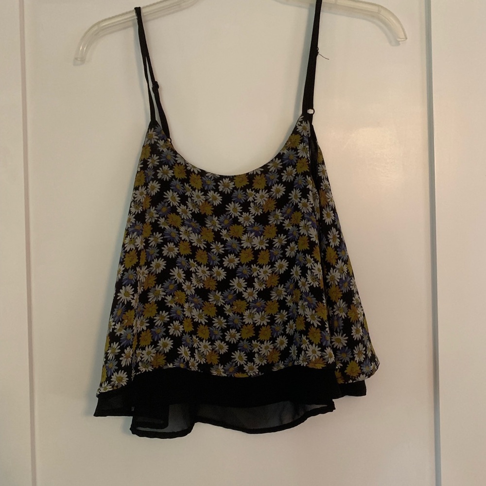Daisy floral print tiered crop top